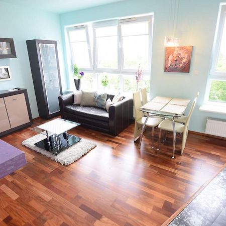 Elegant Apartment Arkadia Варшава Екстериор снимка